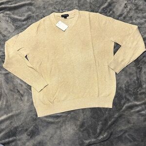Croft & Barrow Men's Tan V-Neck Sweater